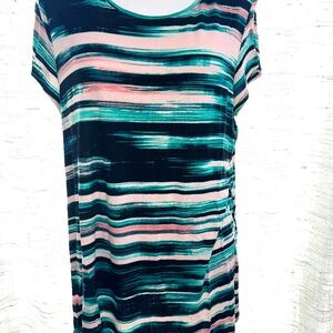 🔹$7 each or 2/$10🔹 Apt. 9 shirt size PXL